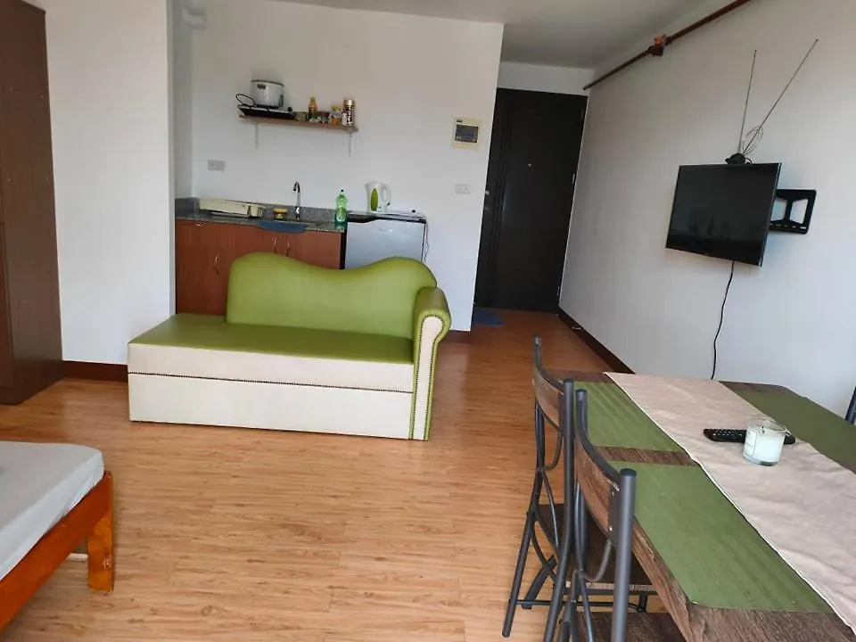 Huge Studio @ Arezzo Place Davao Condominium الفلبين